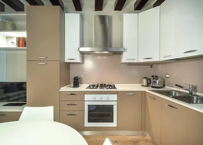 Διαμέρισμα Ca D'oro Charming R&r *